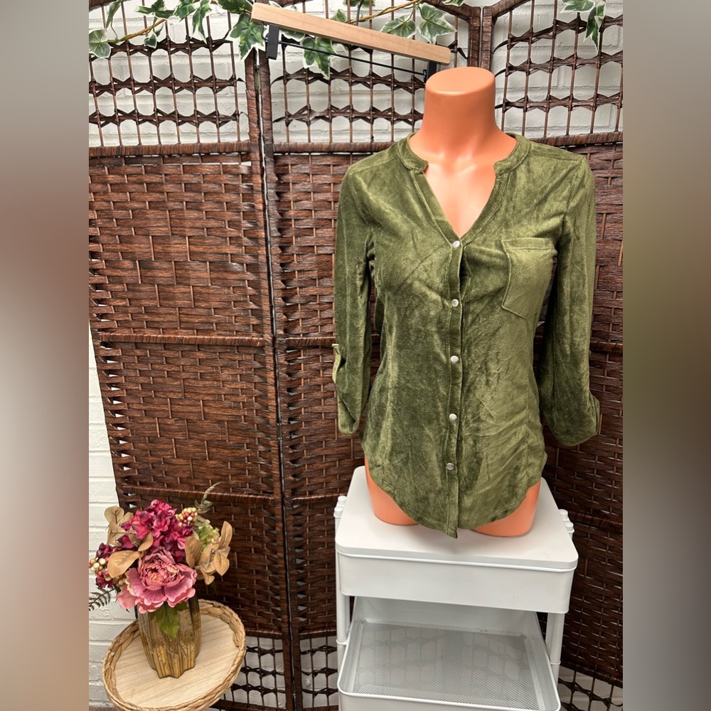 Crave Fame Green Velvety Soft corduroy like button down long sleeve blouse/top